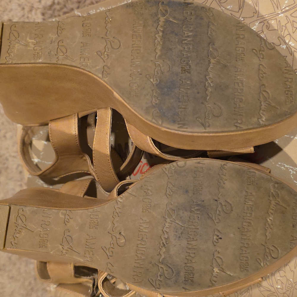 American Rag Rachey wedge sandals - Picture 6 of 7